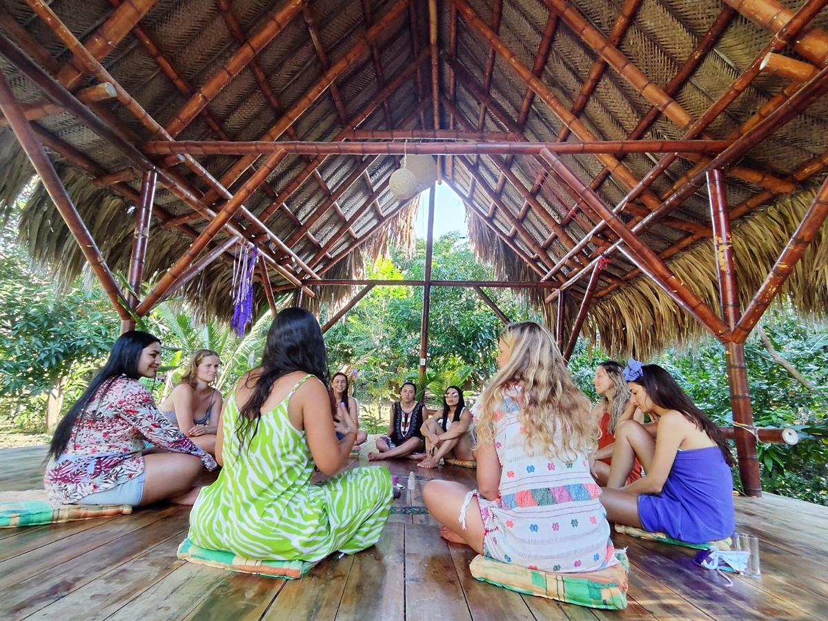 Villa Yira Eco-Hotel 埃尔扎伊诺 外观 照片