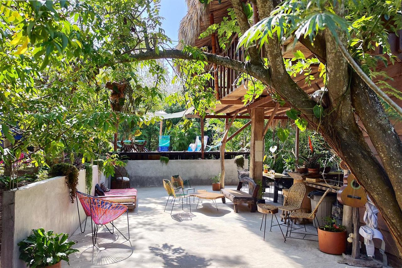 Villa Yira Eco-Hotel 埃尔扎伊诺 外观 照片